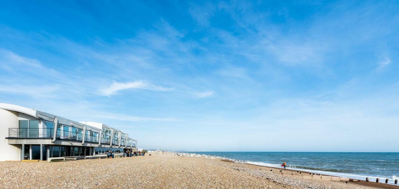 Amazing Beach Apartment Лэнсинг Экстерьер фото